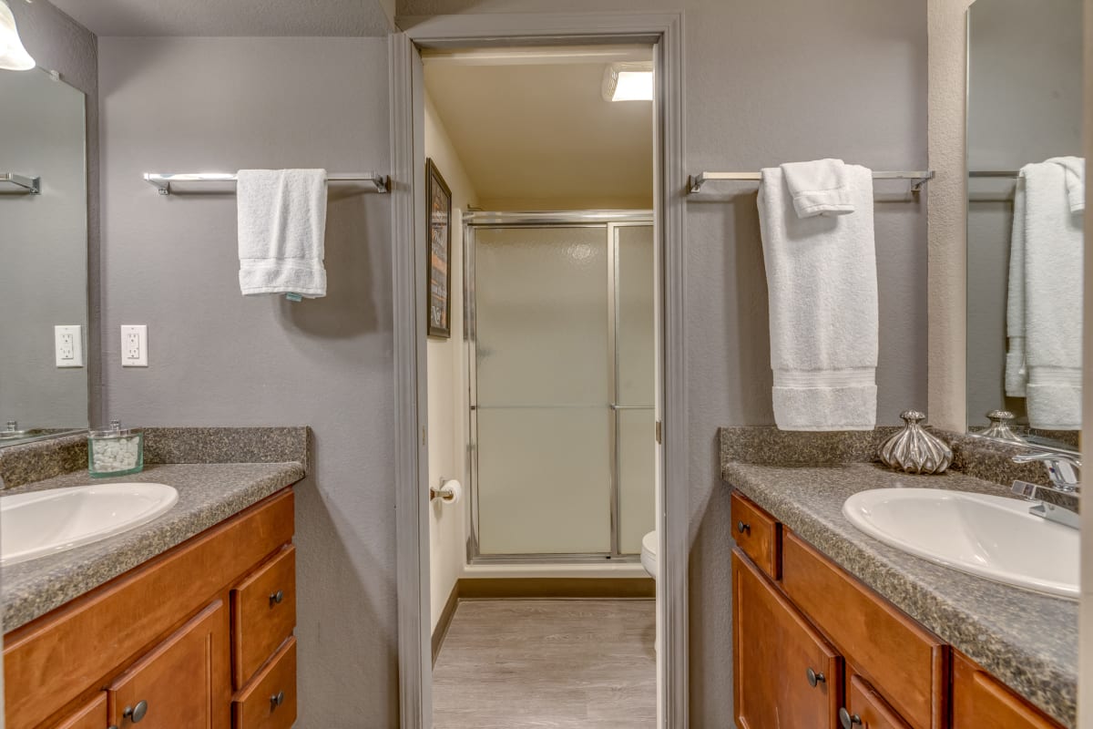 Photos and Video of Cedar Greens Apartments in East Lansing, MI